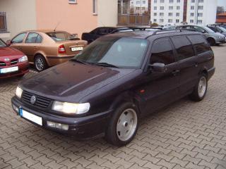 VW&nbsp;PASSAT COMBI&nbsp;-&nbsp;2,0&nbsp;l&nbsp;-&nbsp;206&nbsp;000&nbsp;km&nbsp;-&nbsp;1994
